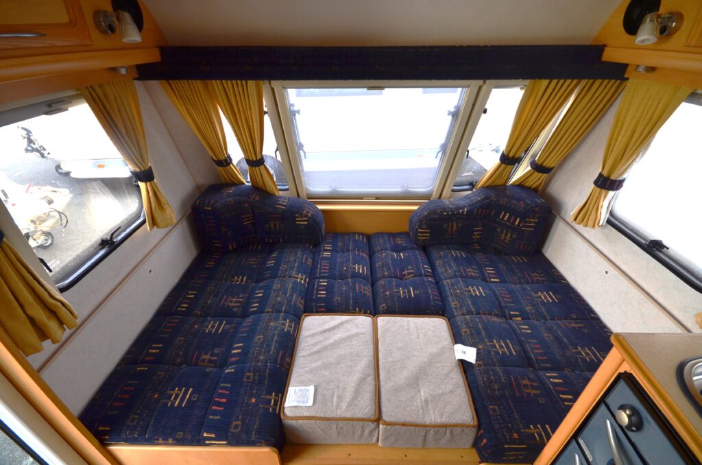 Elddis_avante_475