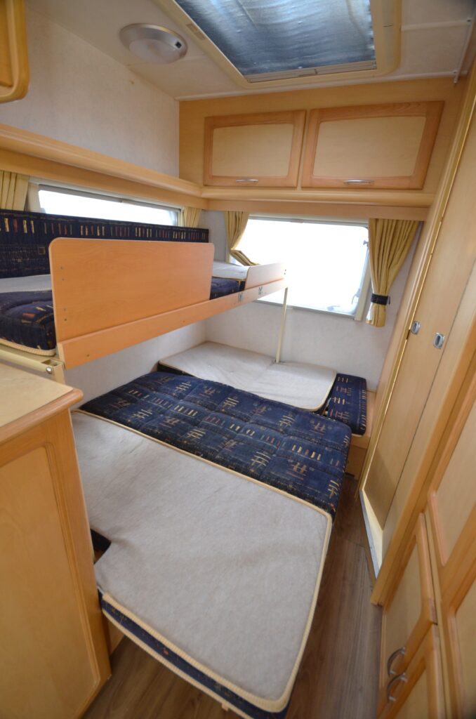 Elddis_avante_475