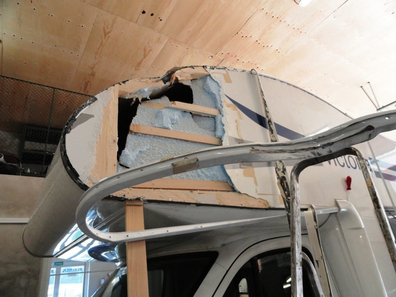 Oprava alkovny na Fiatu r.v. 2011